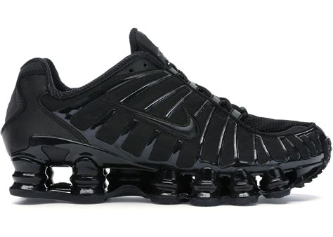 nike shox triple black.